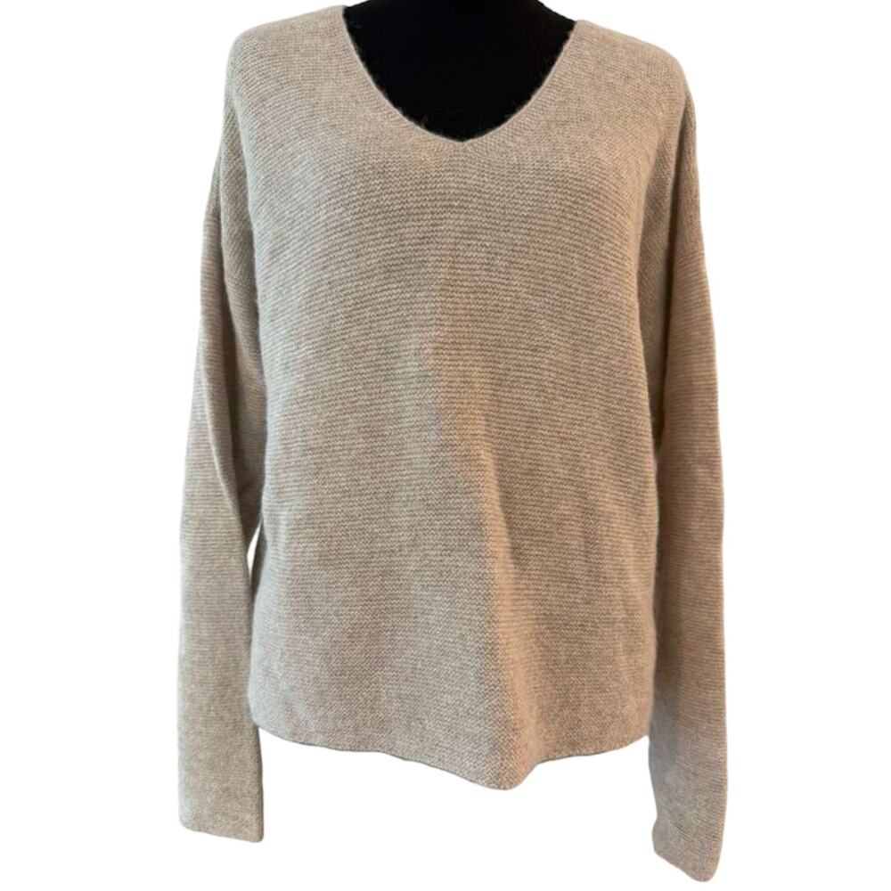 Peruvian Connection 100% Royal Alpaca Beige V-Neck Pullover Sweater Size Medium - Picture 3 of 10